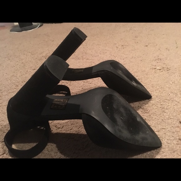 So Me Black Strap Heels - Picture 4 of 4